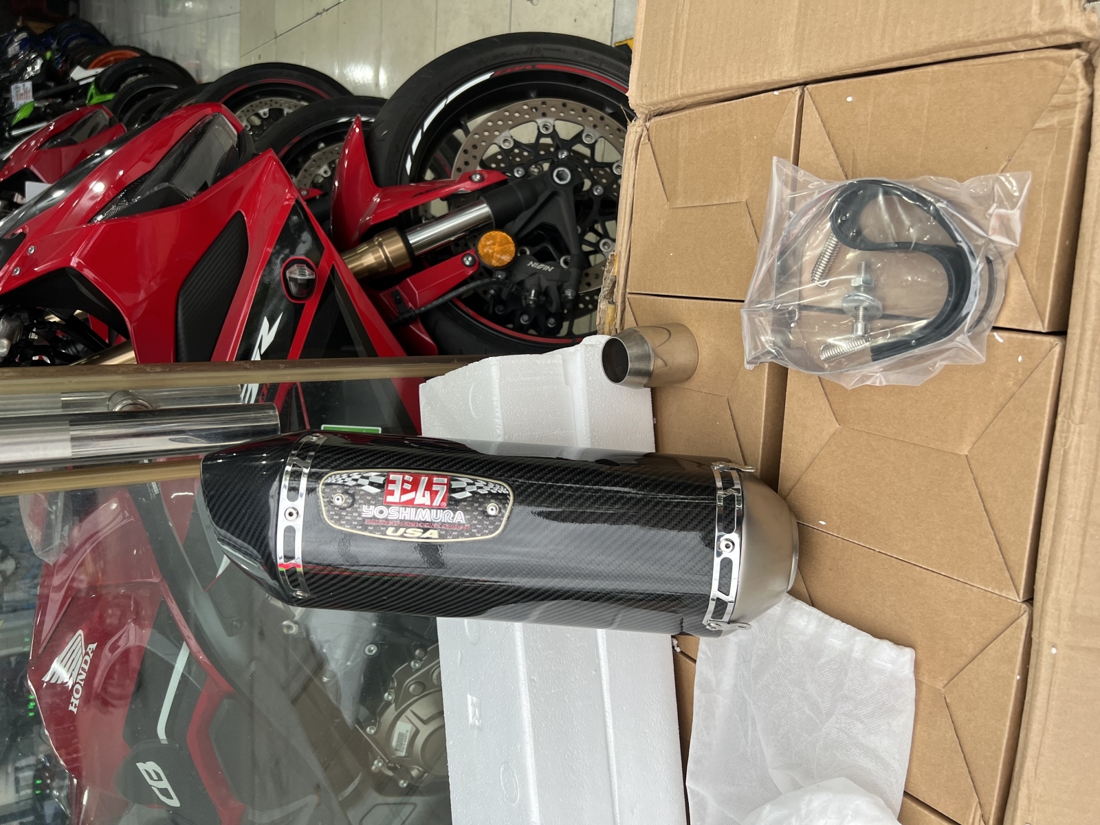 Bô yoshimura r77 1:1 carbon sợi full tiêu
