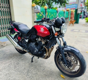 HONDA CB400 2015