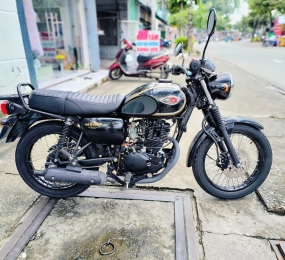 Kawasaki W175 2018 odo 7000km