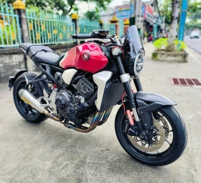 Honda CB1000R độ nhiều