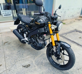YAMAHA XSR 155 2024 odo 8000km