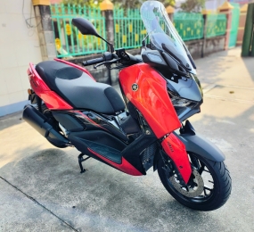 Yamaha XMAX 300 2025 odo 800km