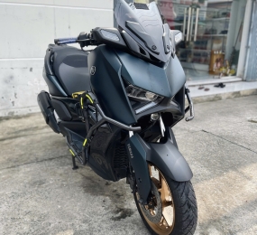 YAMAHA XMAX 300 2023 