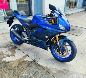 YAMAHA R3 odo 2k