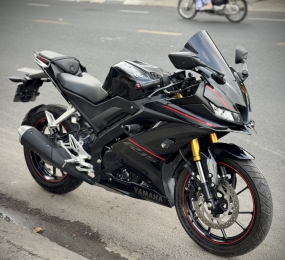 Yamaha R15V3 2018 zá rẻ trải nghiệm