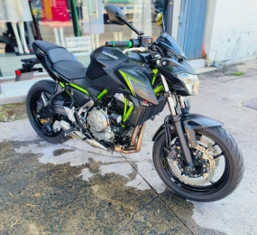 KAWASAKI Z650 2017 odo 2000km