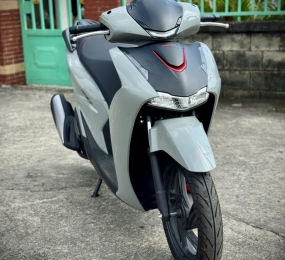 HONDA SH 125 model 2026 odo 500km