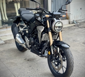 Honda Cb300r 2020 odo 1000km