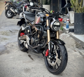 Honda CB150R 2019 odo 450km