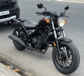 HONDA REBEL 300 odo 800km