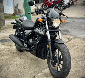 Honda REBEL 300 2018 odo 7000km