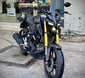 Yamaha MT15 2021 đen nhám